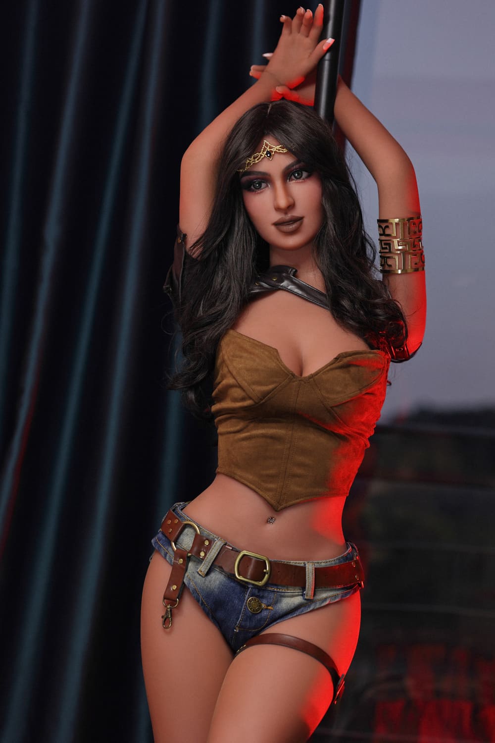 Секс-кукла roxane - фото 10 | lovedoll Секс-кукла roxane в коротком топе и джинсовых шортах