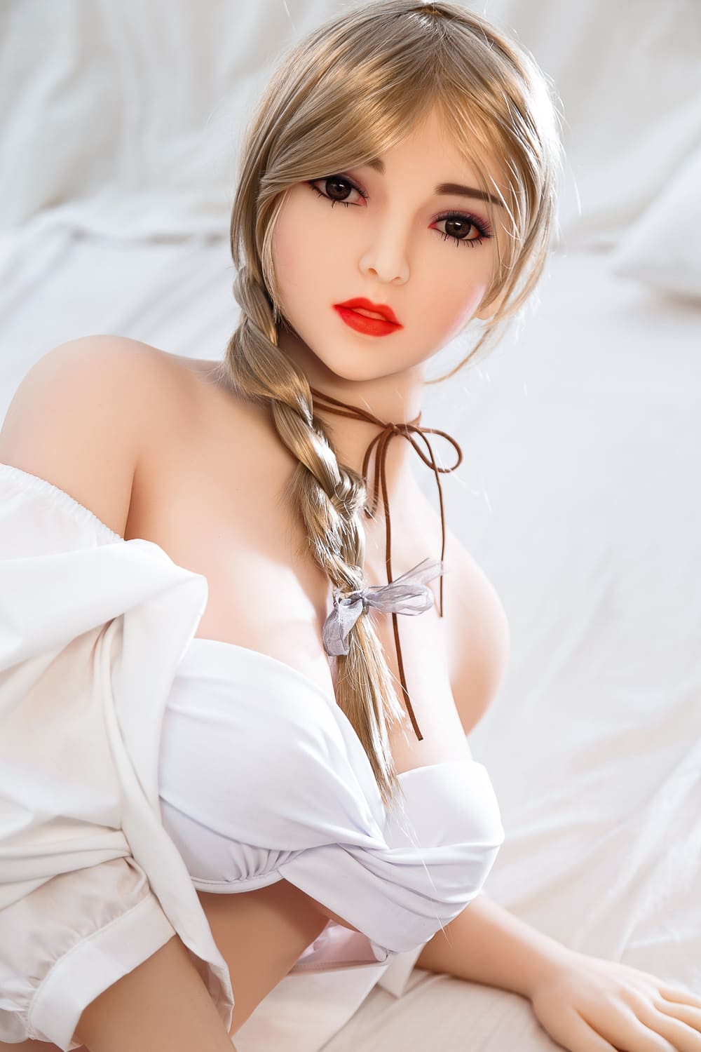 Секс-кукла akisha - фото 16 | lovedoll Секс-кукла akisha смотрит прямо