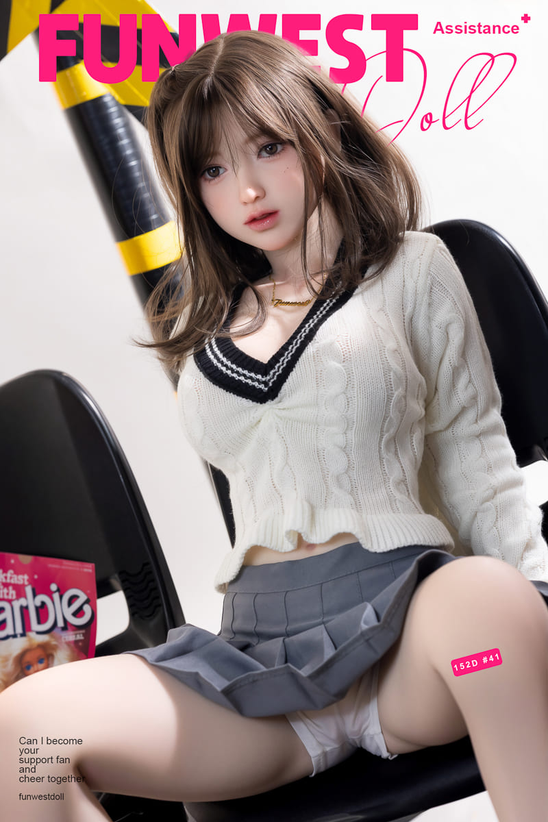 Секс-кукла kimi - фото 2 | lovedoll Секс-кукла kimi сидит на стуле