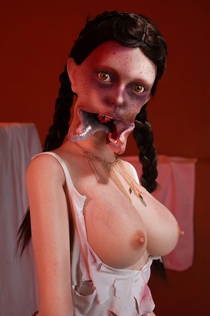 Секс-кукла zombiella - фото 9 | lovedoll Секс-кукла zombiella с разорванным ртом и голой грудью