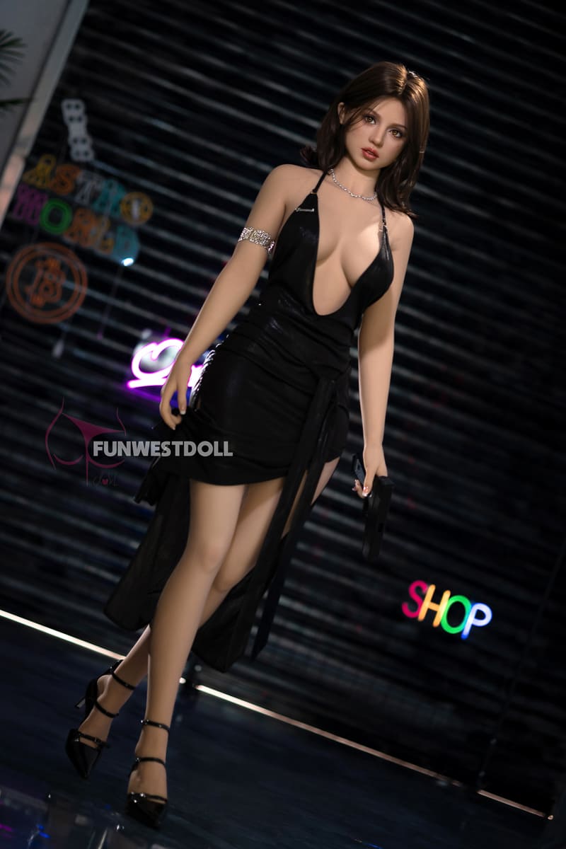 Секс-кукла lyra - фото 6 | lovedoll Секс-кукла lyra в коротком чёрном платье