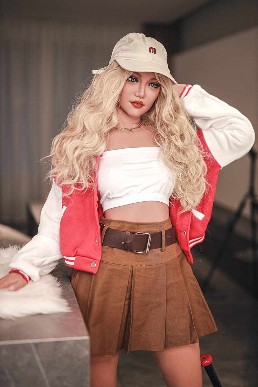 Секс-кукла garin - фото 4 | lovedoll Секс-кукла garin в куртке и кепке