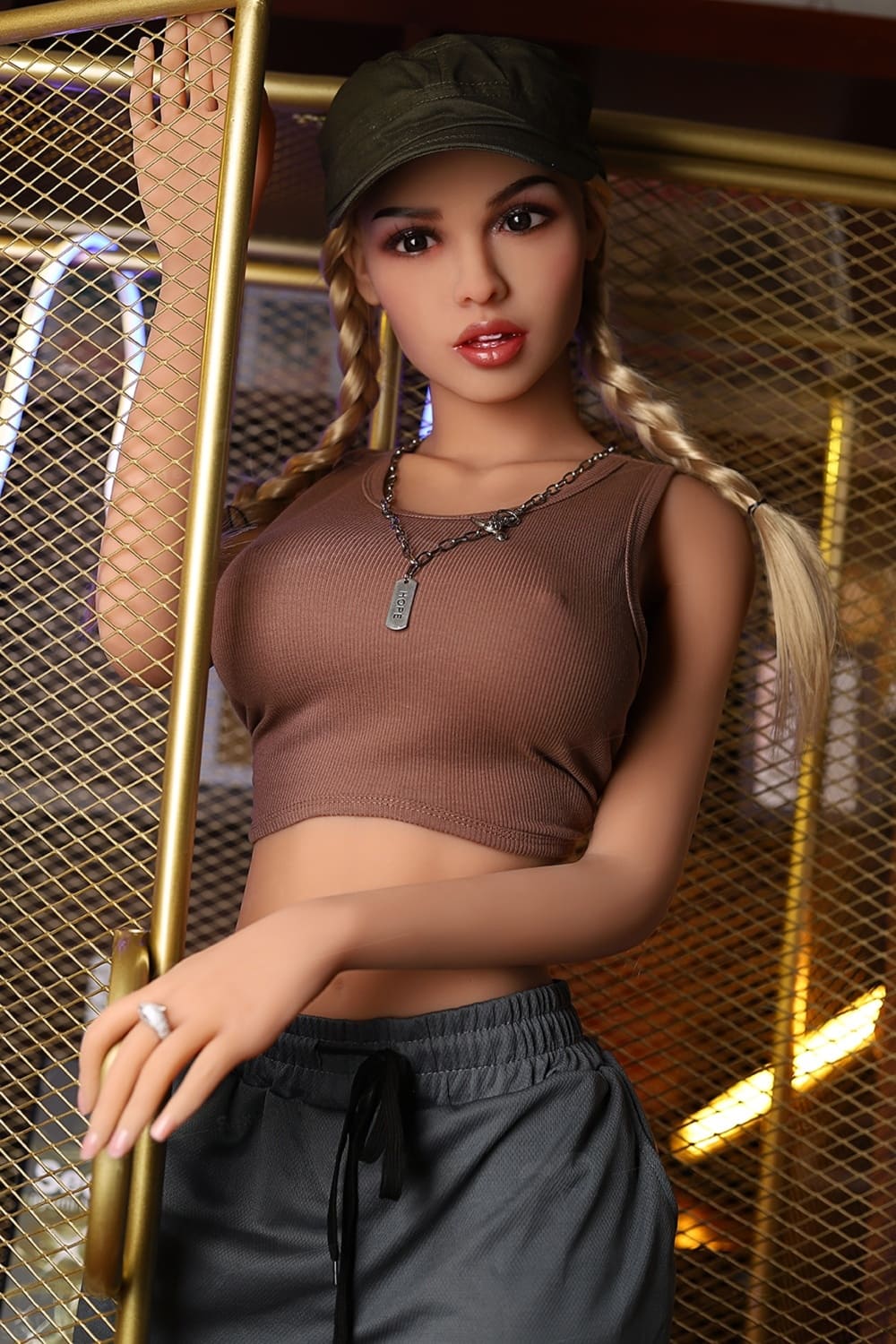 Секс-кукла june - фото 6 | lovedoll Секс-кукла june блондинка с косичками в кепке